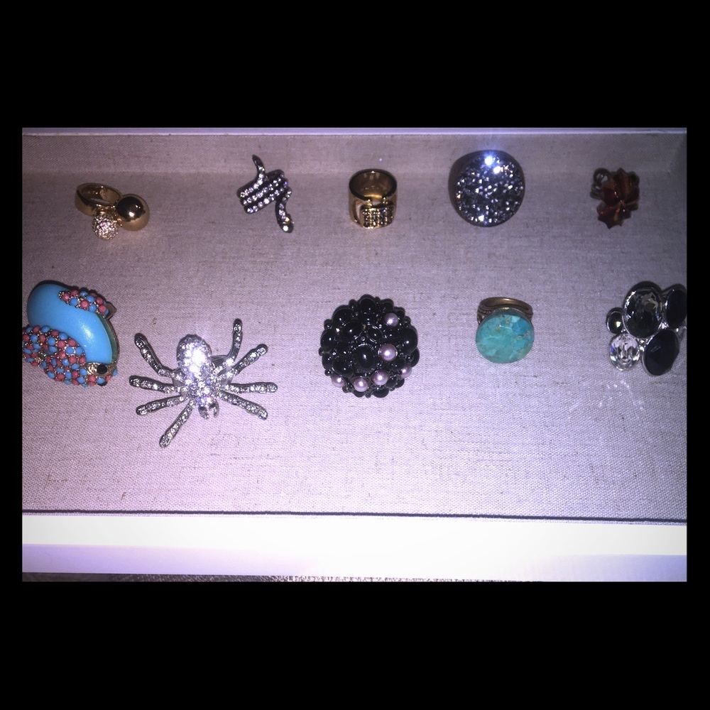 Assorted fashion rings